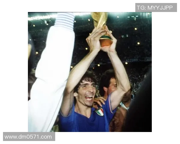 昔日辉煌的足球明星们如何用旧手机续写传奇人生