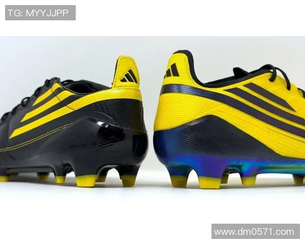 足球明星们的足球鞋背后的故事与科技创新探秘